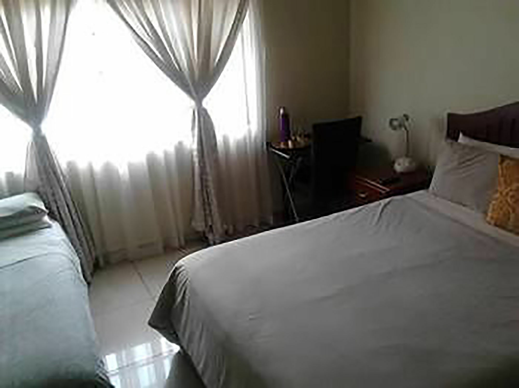 A New Earth Guest Lodge Франсистаун Экстерьер фото