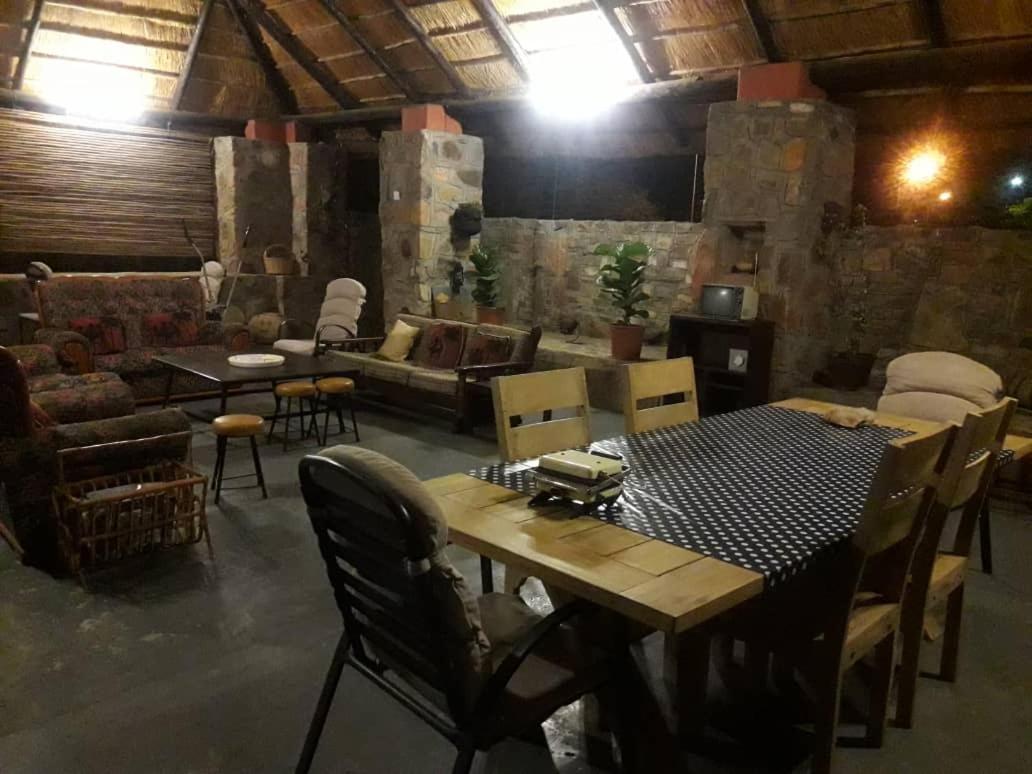 A New Earth Guest Lodge Франсистаун Экстерьер фото