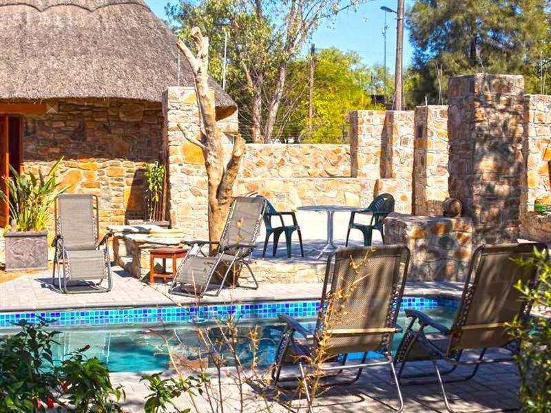 A New Earth Guest Lodge Франсистаун Экстерьер фото